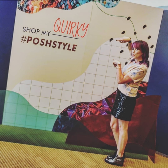 Welcome, Check Out My Closet! - Picture 6 of 9